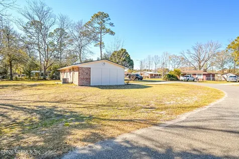 406 Barbara Circle Macclenny FL 32063