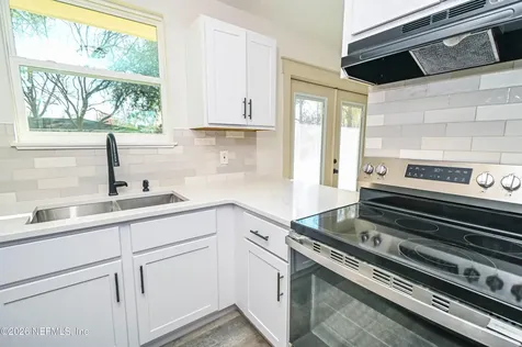 406 Barbara Circle Macclenny FL 32063