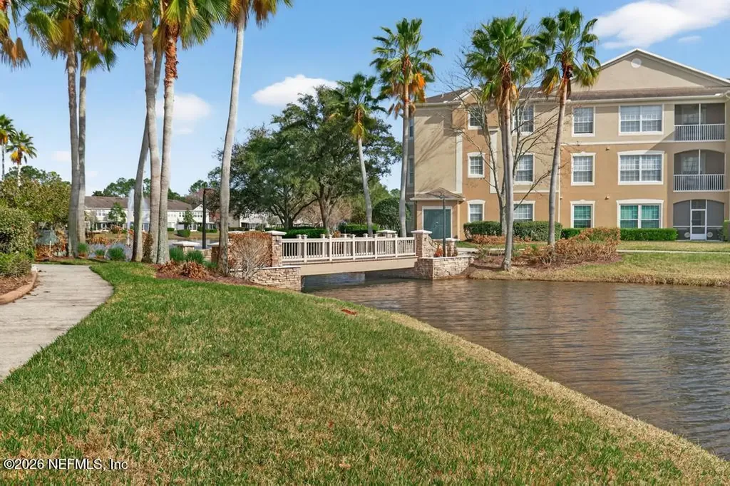 7990 Baymeadows Road E Jacksonville FL 32256