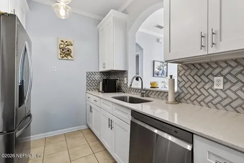 7990 Baymeadows Road E Jacksonville FL 32256