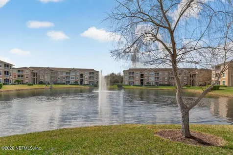 7990 Baymeadows Road E Jacksonville FL 32256