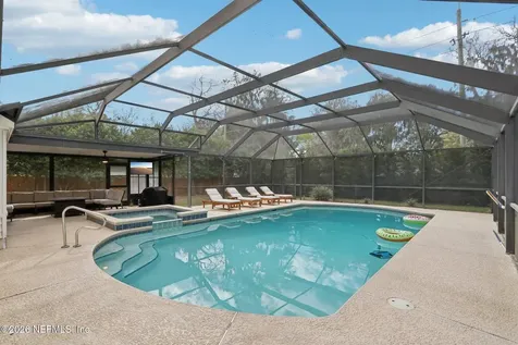 4018 Retford Drive Jacksonville FL 32225