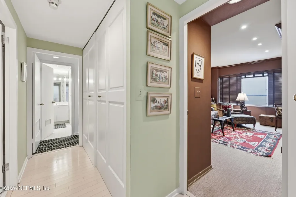 1560 Lancaster Terrace Jacksonville FL 32204