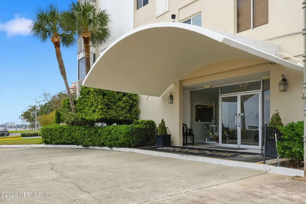 1560 Lancaster Terrace Jacksonville FL 32204
