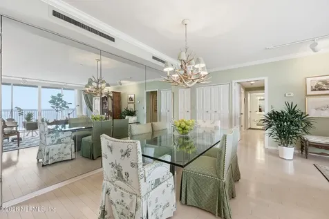 1560 Lancaster Terrace Jacksonville FL 32204