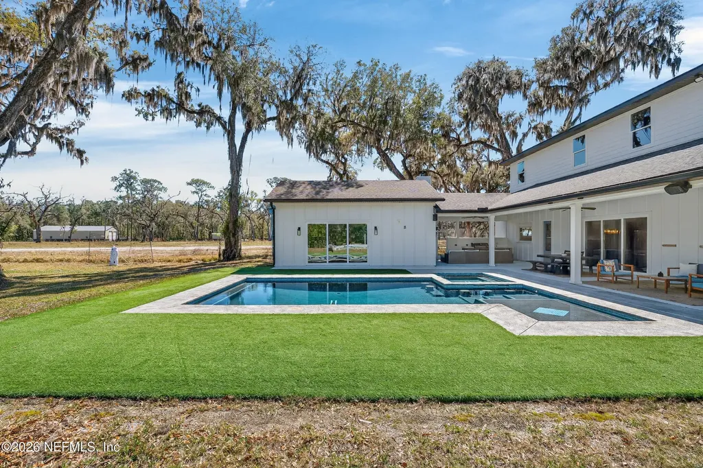 10800 County Road 13 N St. Augustine FL 32092