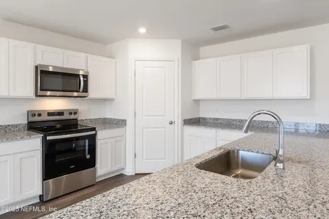 10394 Greystone Drive Glen St. Mary FL 32040