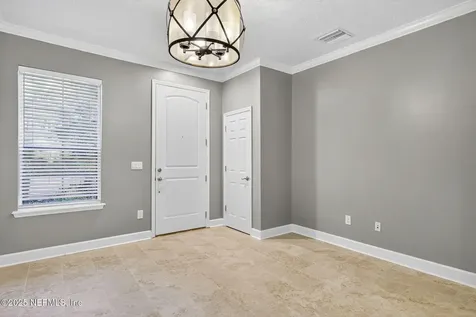 6365 Eclipse Circle Jacksonville FL 32258