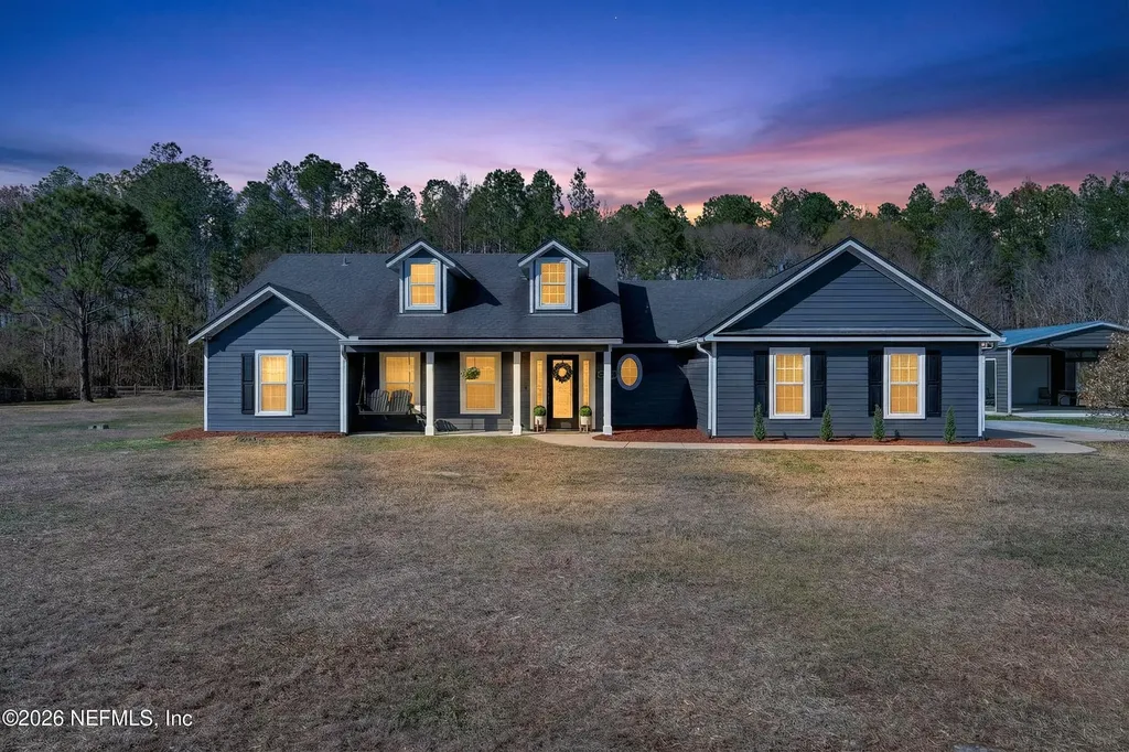 3169 NW 251st Street Lawtey FL 32058
