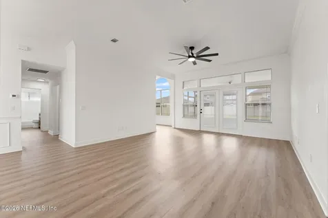 15738 Northside Drive E Jacksonville FL 32218