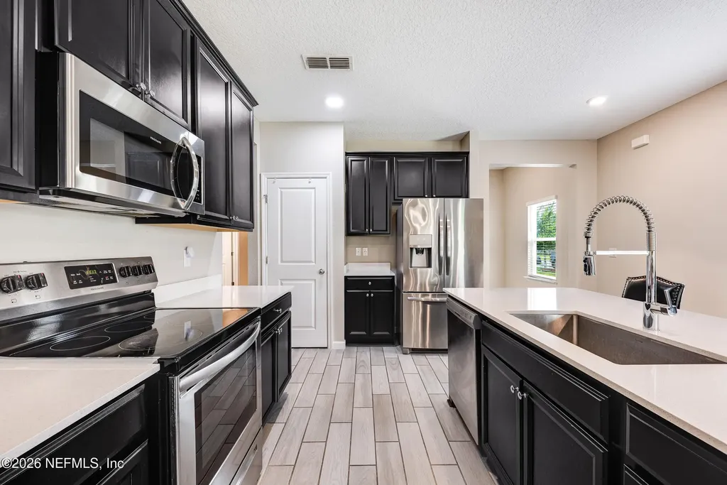 7361 Hilladale Creek Lane Jacksonville FL 32222