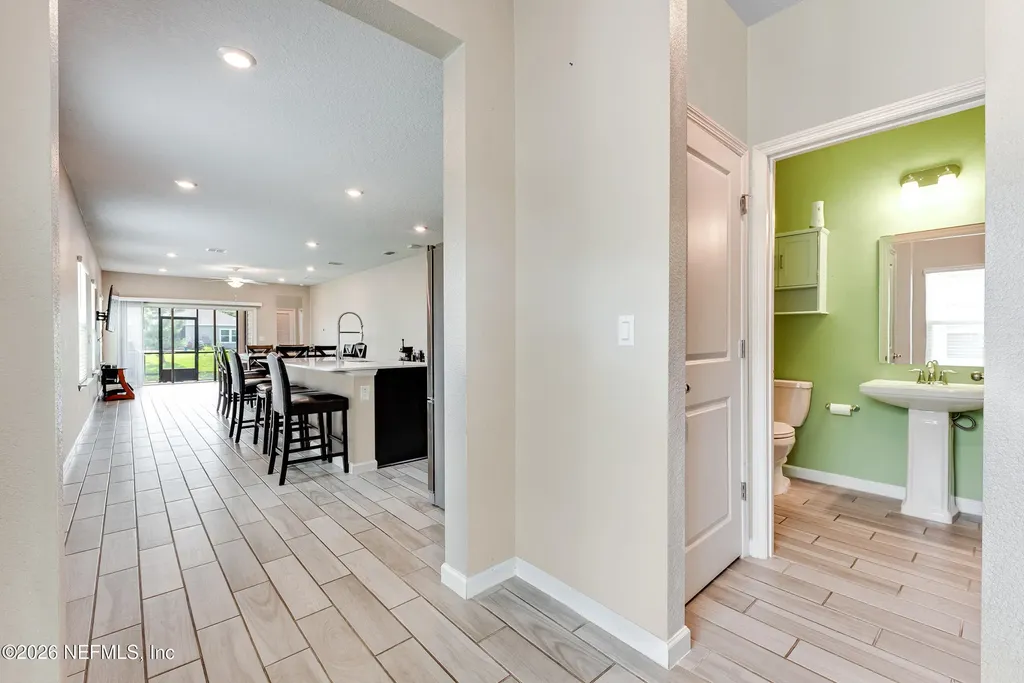 7361 Hilladale Creek Lane Jacksonville FL 32222