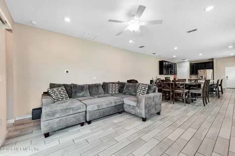 7361 Hilladale Creek Lane Jacksonville FL 32222