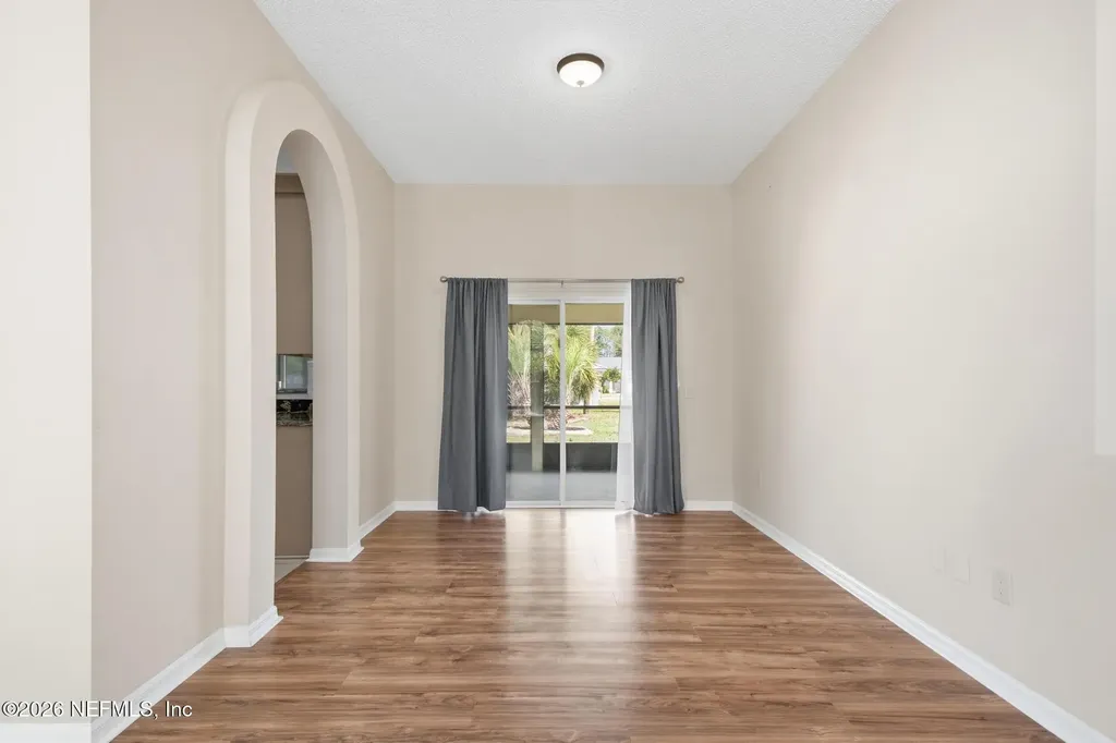 33 Phoenix Lane Palm Coast FL 32164