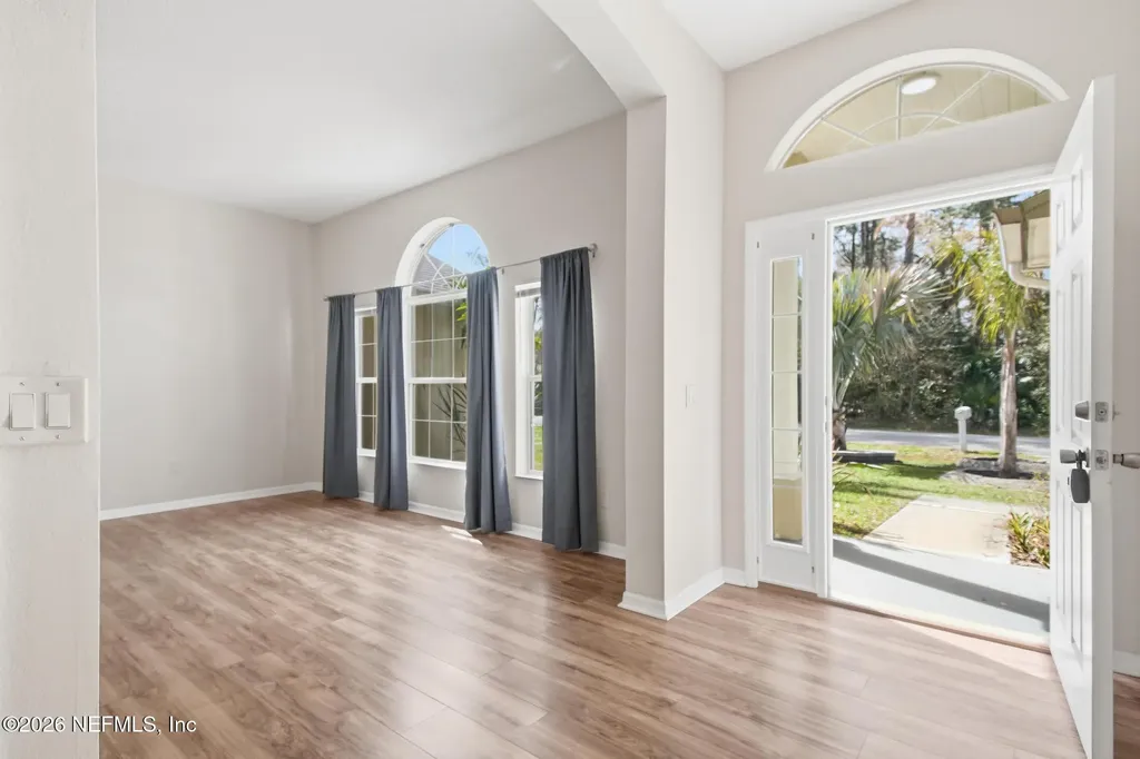 33 Phoenix Lane Palm Coast FL 32164