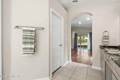 33 Phoenix Lane Palm Coast FL 32164