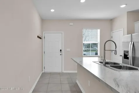 2888 Black Buck Circle Jacksonville FL 32225