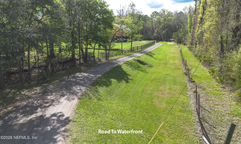 4333 Hawk Haven Road Middleburg FL 32068
