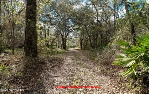 4333 Hawk Haven Road Middleburg FL 32068