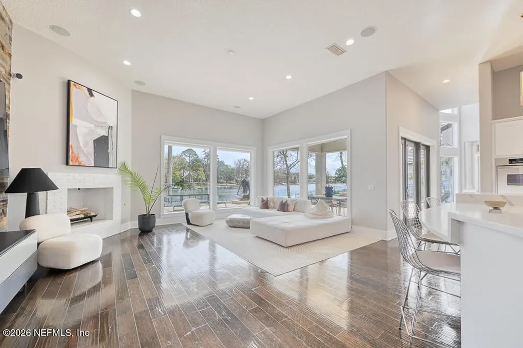 781 Queens Harbor Boulevard Jacksonville FL 32225