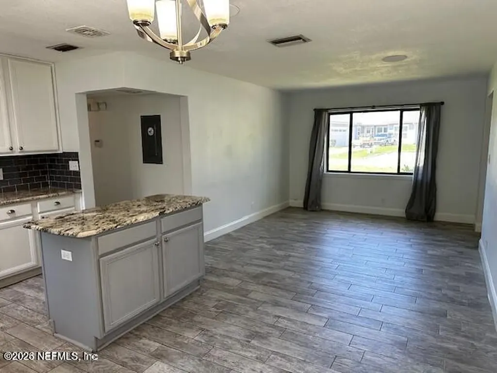 1012 N 6th Avenue Jacksonville Beach FL 32250