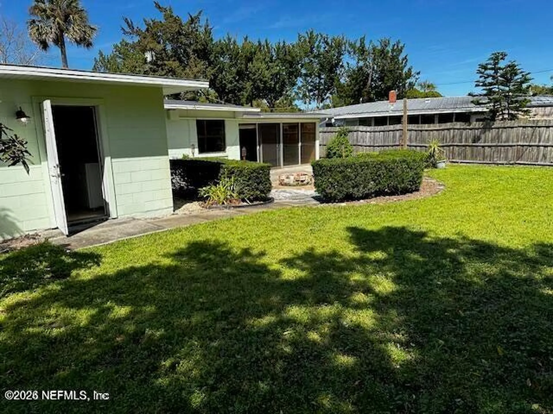 1012 N 6th Avenue Jacksonville Beach FL 32250