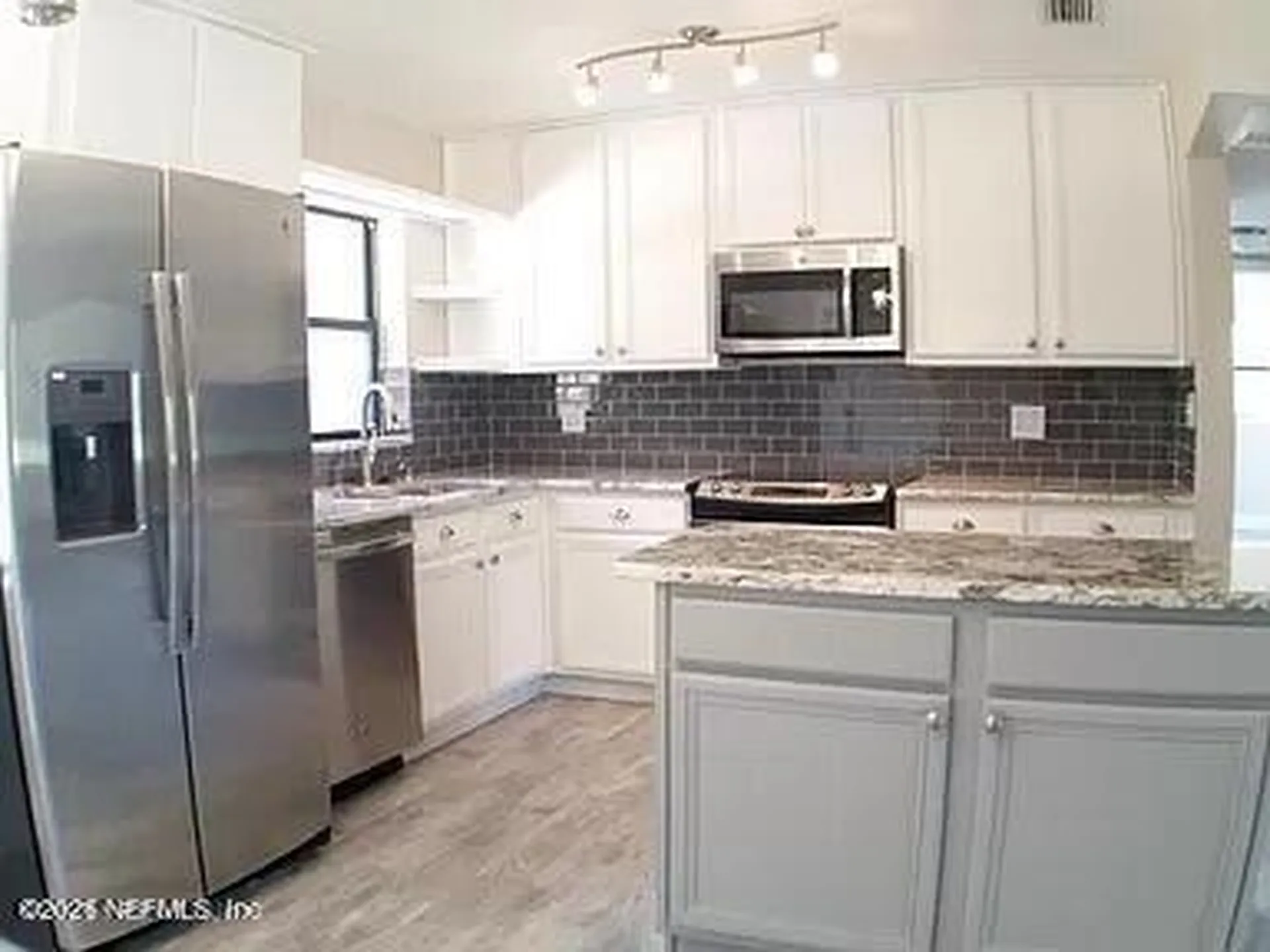 1012 N 6th Avenue Jacksonville Beach FL 32250