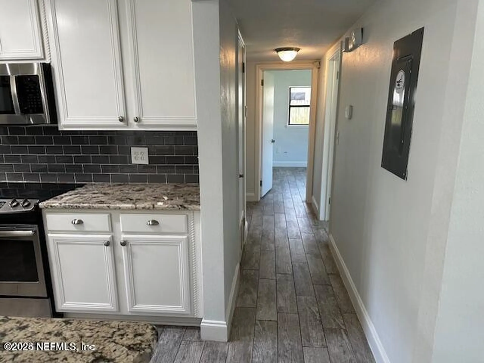 1012 N 6th Avenue Jacksonville Beach FL 32250