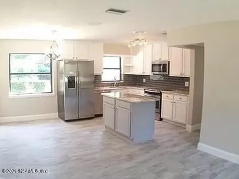 1012 N 6th Avenue Jacksonville Beach FL 32250