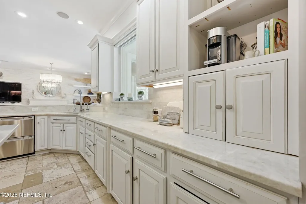 87 Roscoe Boulevard N Ponte Vedra Beach FL 32082