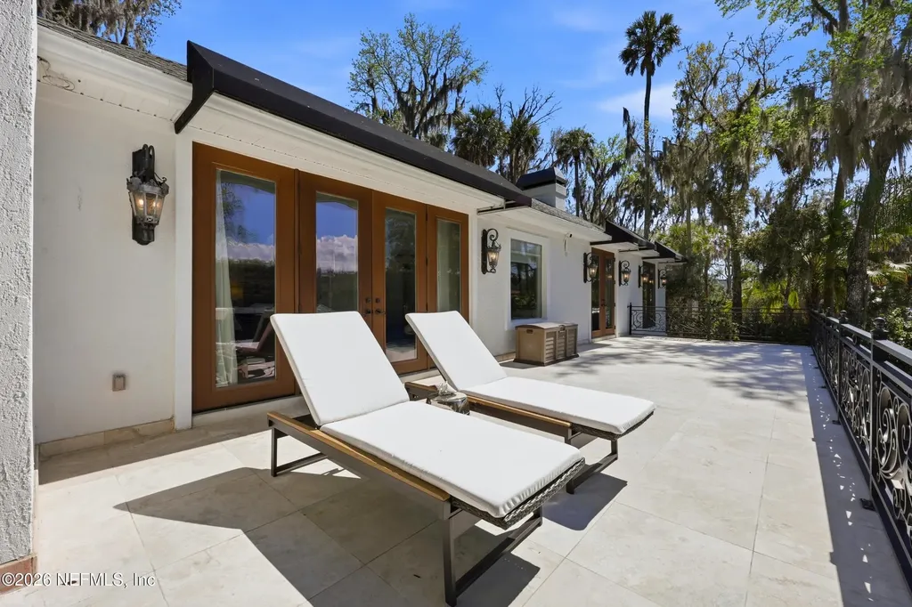 87 Roscoe Boulevard N Ponte Vedra Beach FL 32082