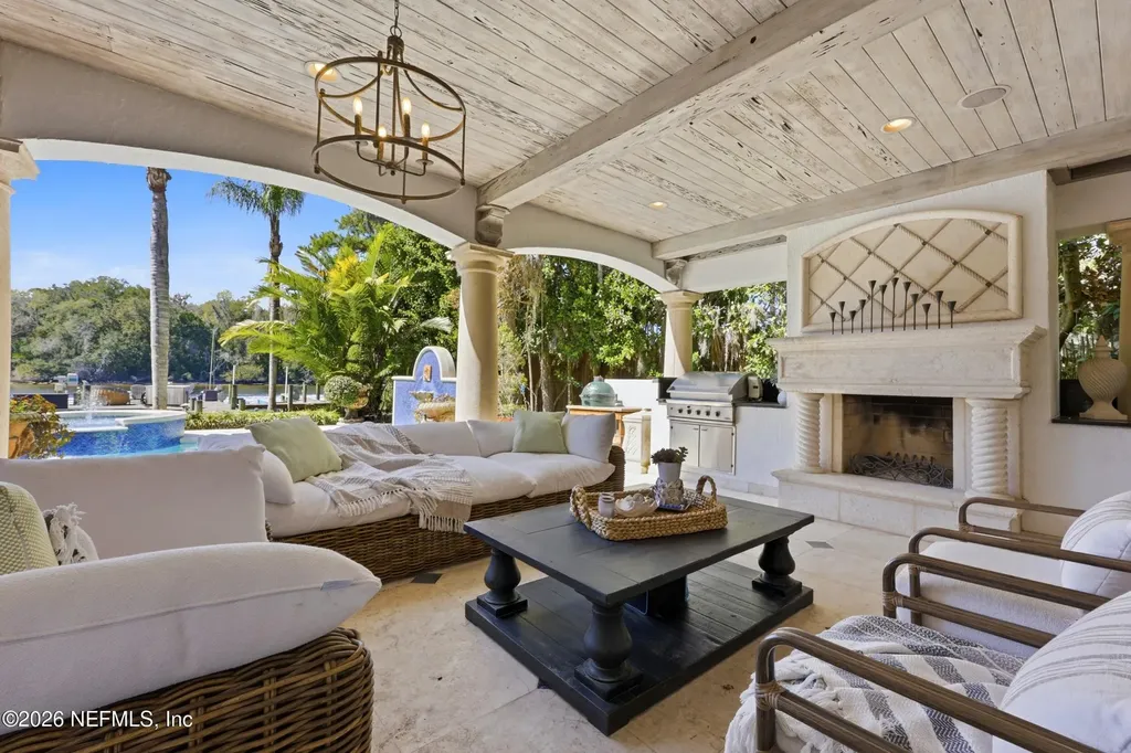 87 Roscoe Boulevard N Ponte Vedra Beach FL 32082