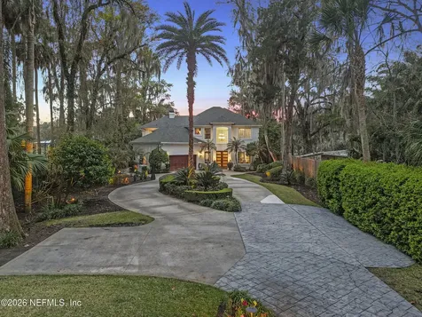 87 Roscoe Boulevard N Ponte Vedra Beach FL 32082