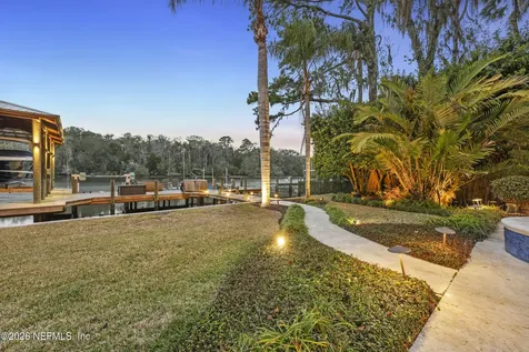 87 Roscoe Boulevard N Ponte Vedra Beach FL 32082