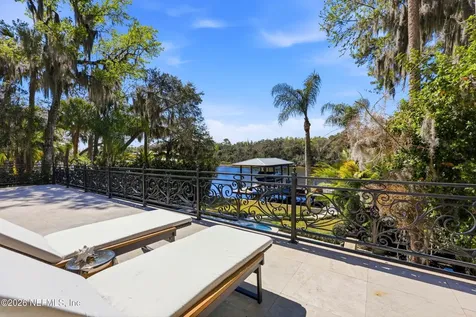 87 Roscoe Boulevard N Ponte Vedra Beach FL 32082