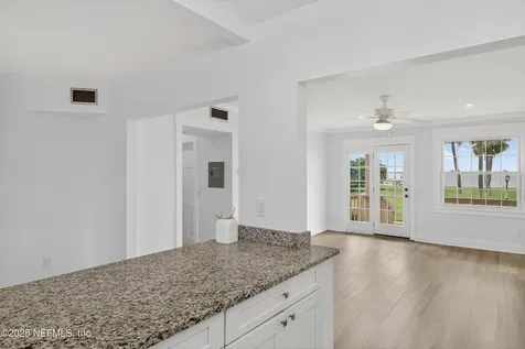 838 Cedar Street Jacksonville FL 32207