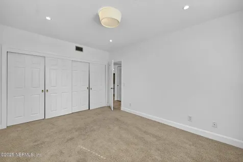 838 Cedar Street Jacksonville FL 32207
