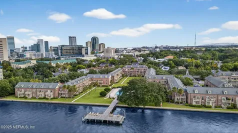838 Cedar Street Jacksonville FL 32207
