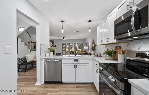 7701 Baymeadows Circle W Jacksonville FL 32256