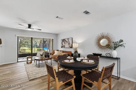 7701 Baymeadows Circle W Jacksonville FL 32256