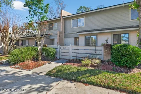 7701 Baymeadows Circle W Jacksonville FL 32256