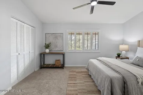 7701 Baymeadows Circle W Jacksonville FL 32256