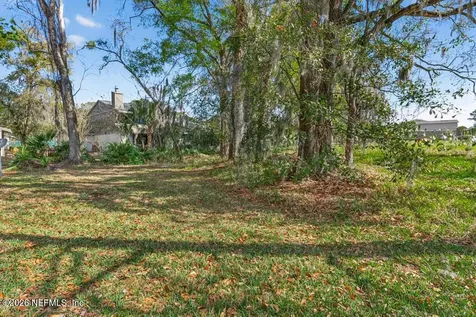7701 Baymeadows Circle W Jacksonville FL 32256