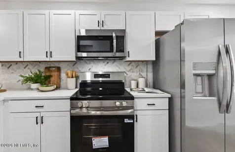 7701 Baymeadows Circle W Jacksonville FL 32256