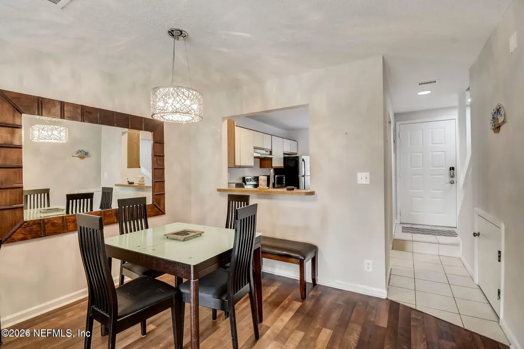 7701 Baymeadows Circle W Jacksonville FL 32256