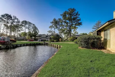 7701 Baymeadows Circle W Jacksonville FL 32256