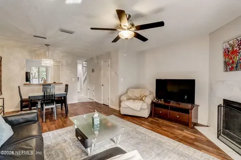 7701 Baymeadows Circle W Jacksonville FL 32256