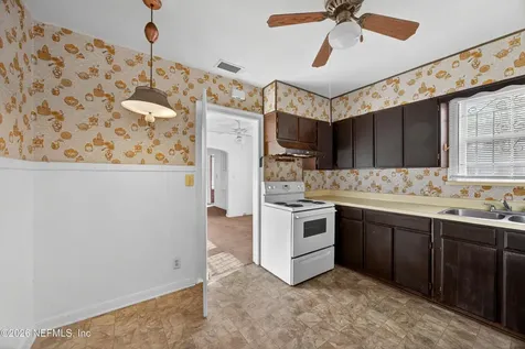 345 E 44th Street Jacksonville FL 32208