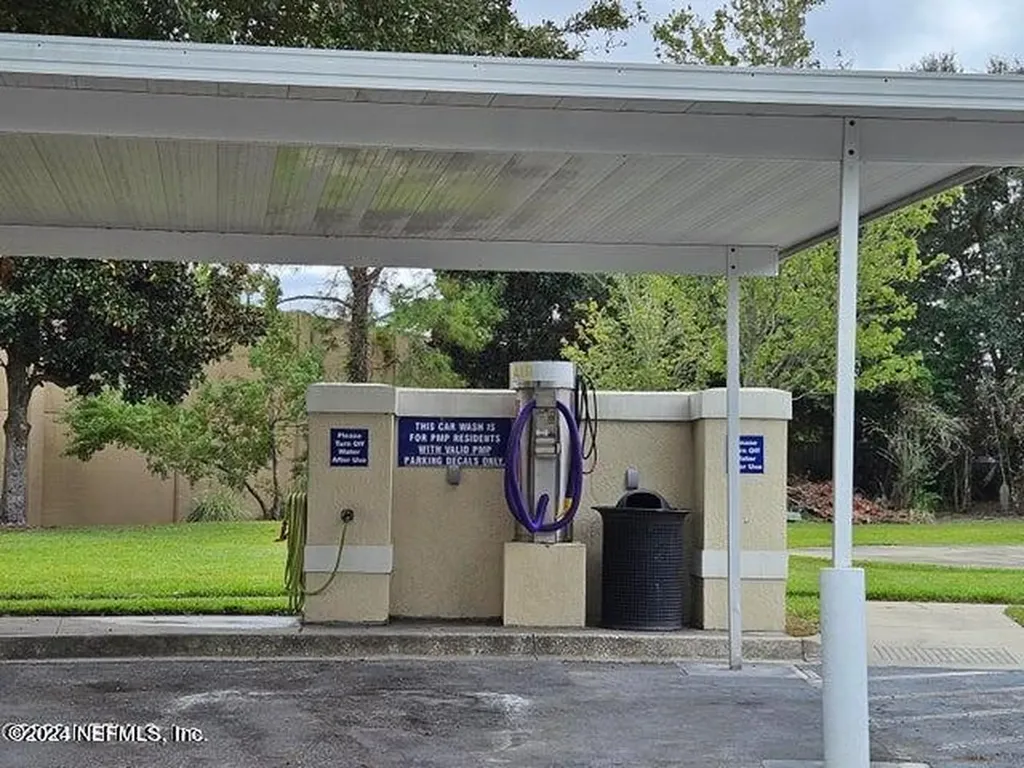 7801 Point Meadows Drive Jacksonville FL 32256