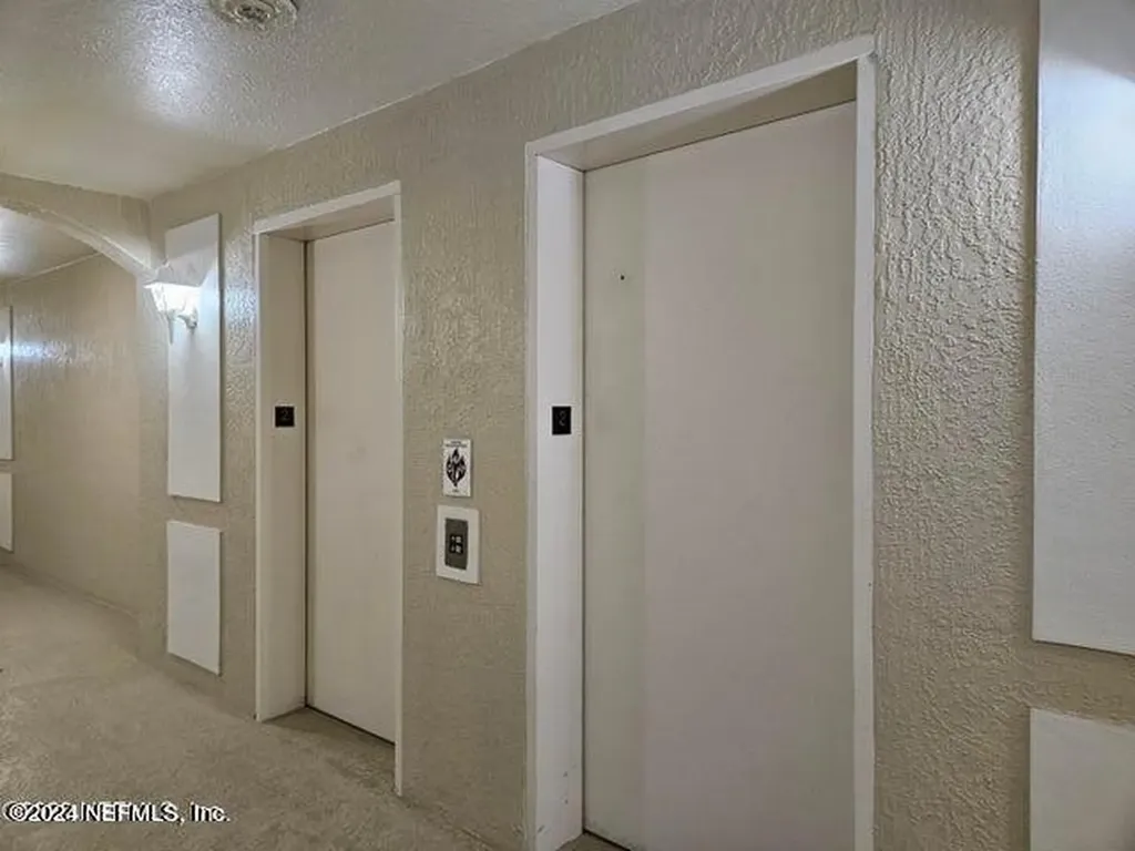 7801 Point Meadows Drive Jacksonville FL 32256
